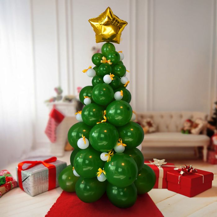 inflatable-christmas-tree