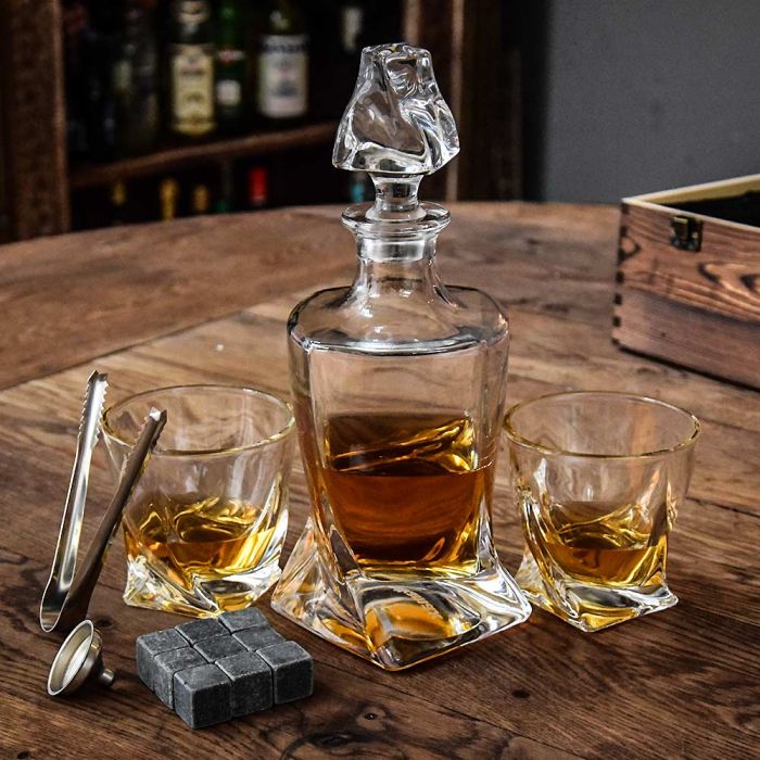twisted-decanter-set12-1